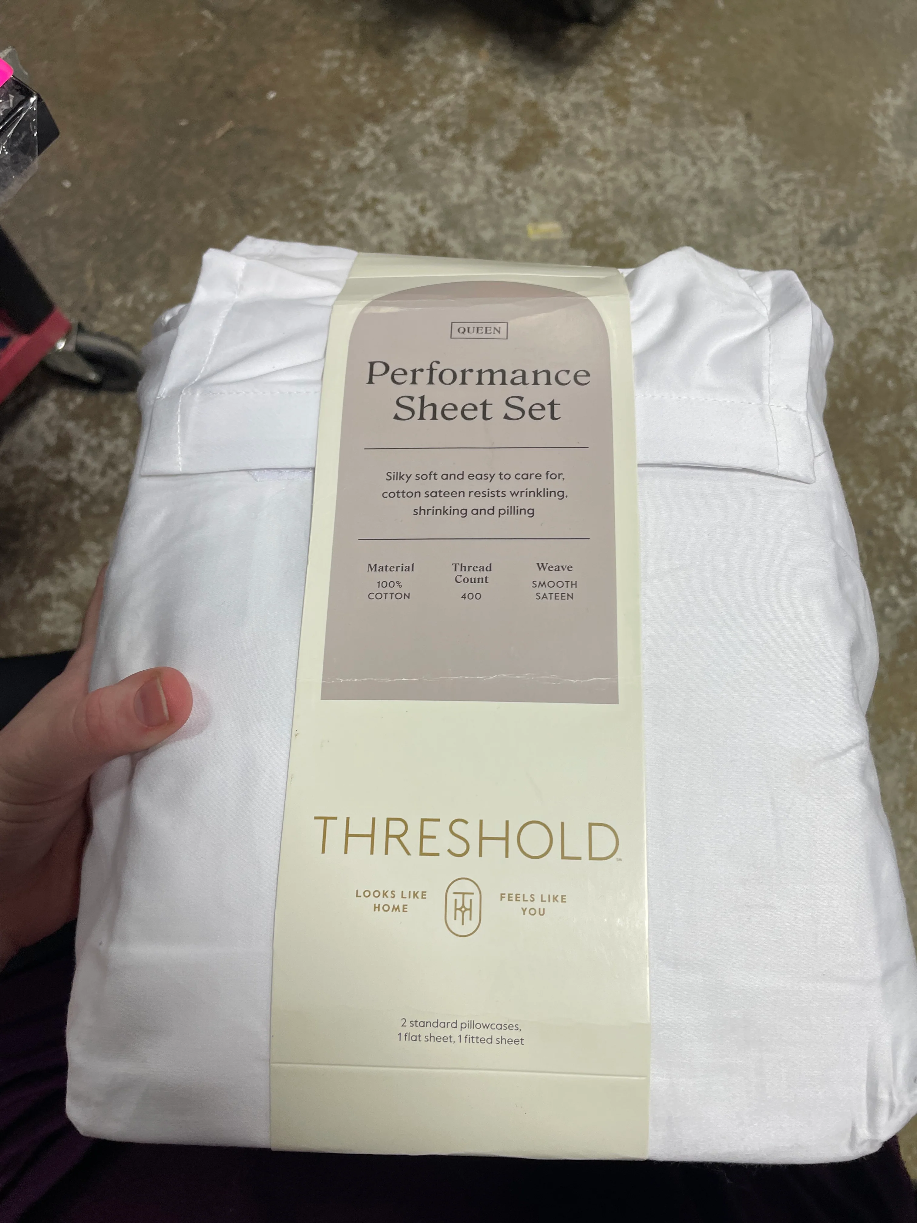 Solid Performance 400 Thread Count Sheet Set - Queen - Image 5
