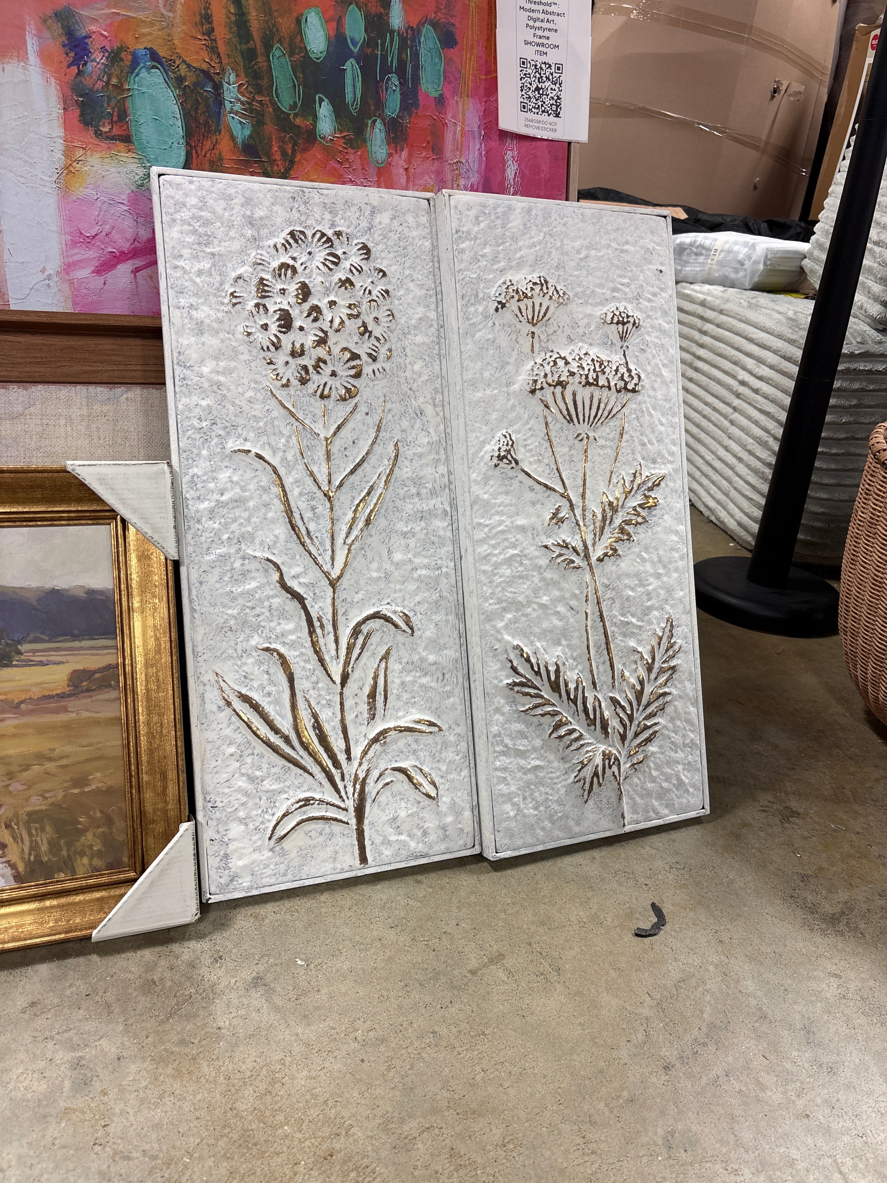 Stella & Eve 2-piece Hammered Floral Wall Decor Set SHOWROOM ITEM - Image 2
