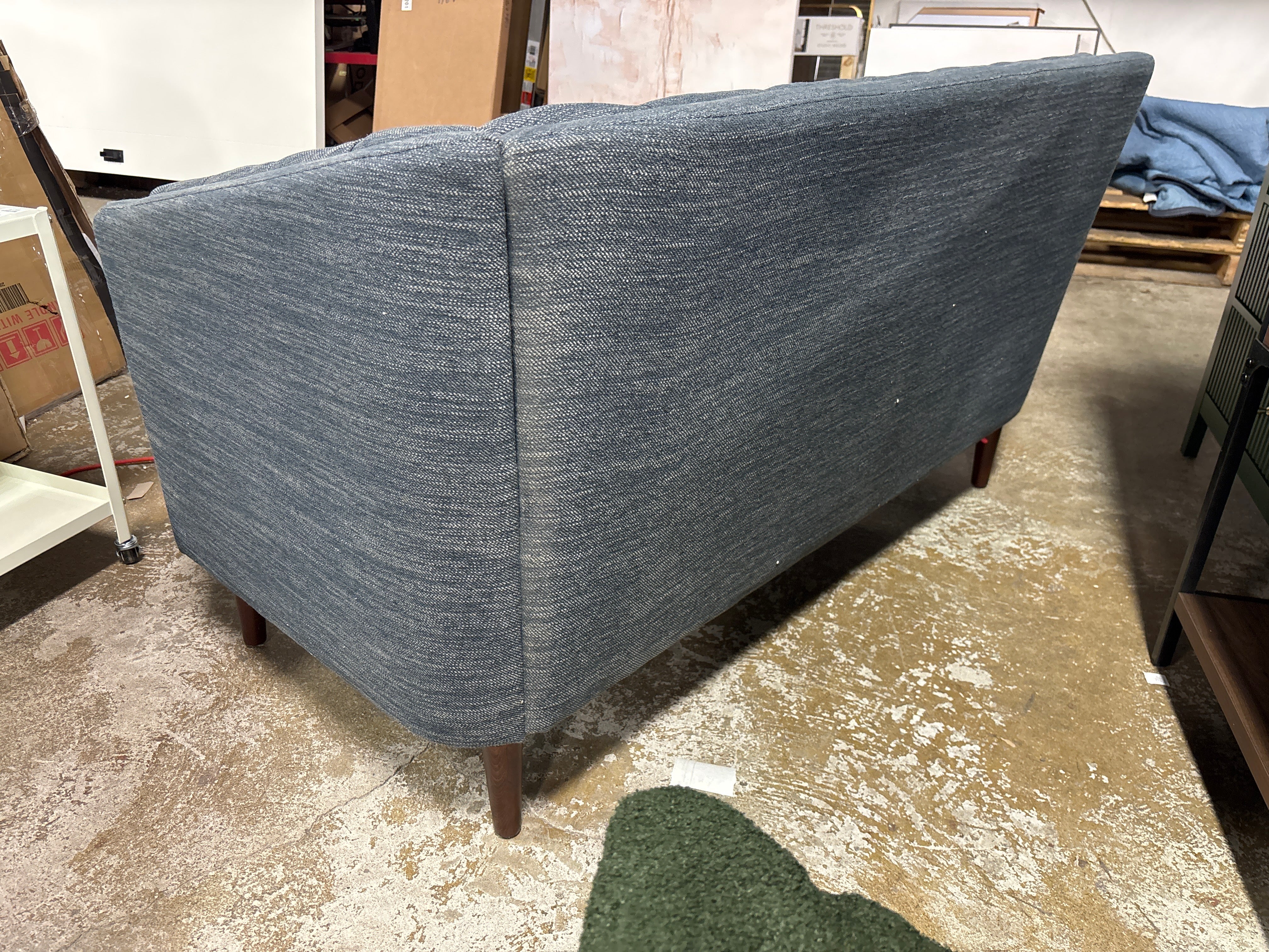 Tahisa Loveseat Charcoal SHOWROOM ITEM - Image 5