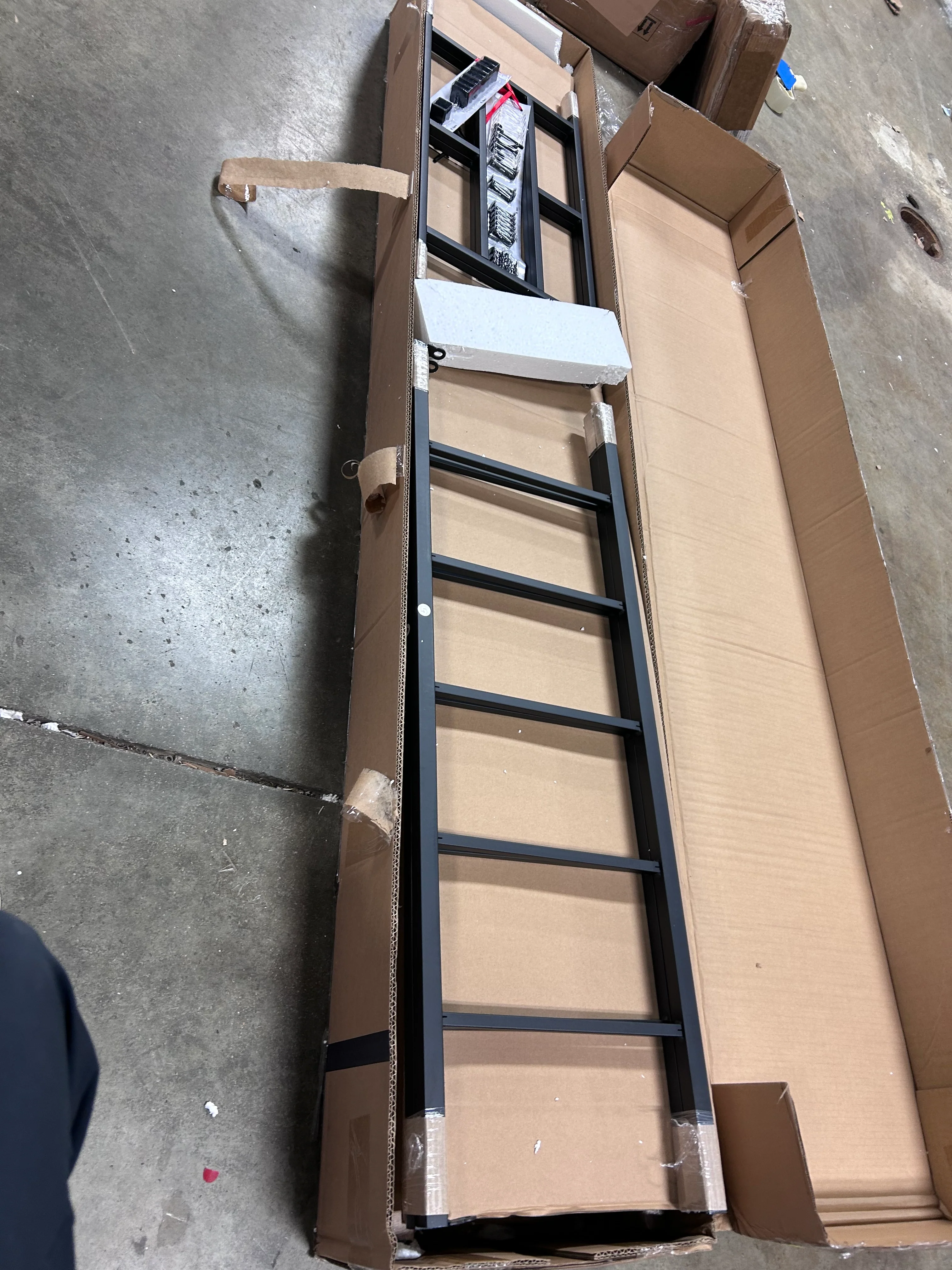 Twin Loft Bed In Black - Image 6