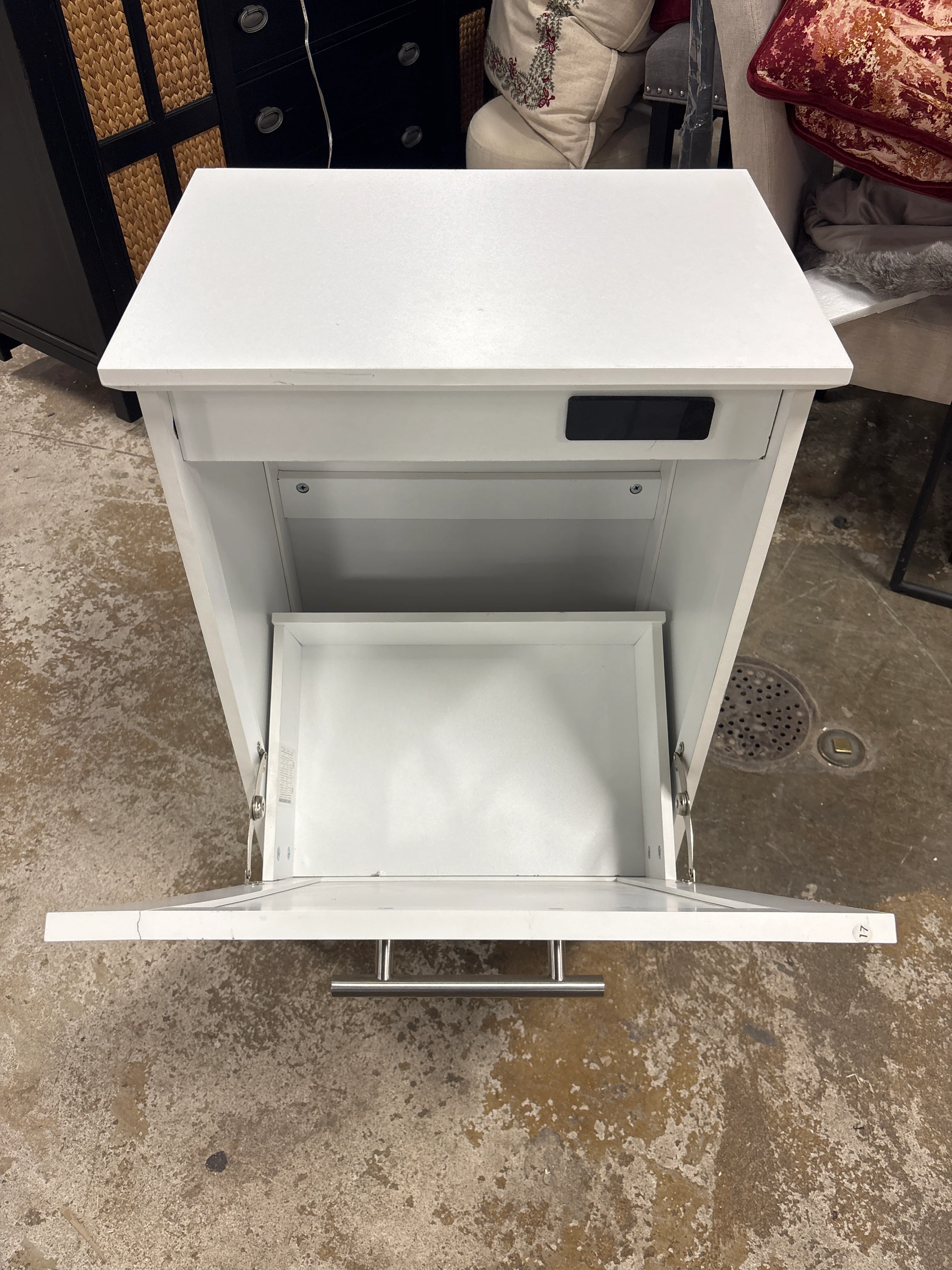 VECELO Kitchen Trash Bin Cabinet Tilt Out Storage with Deodorizer SHOWROOM ITEM - Image 6